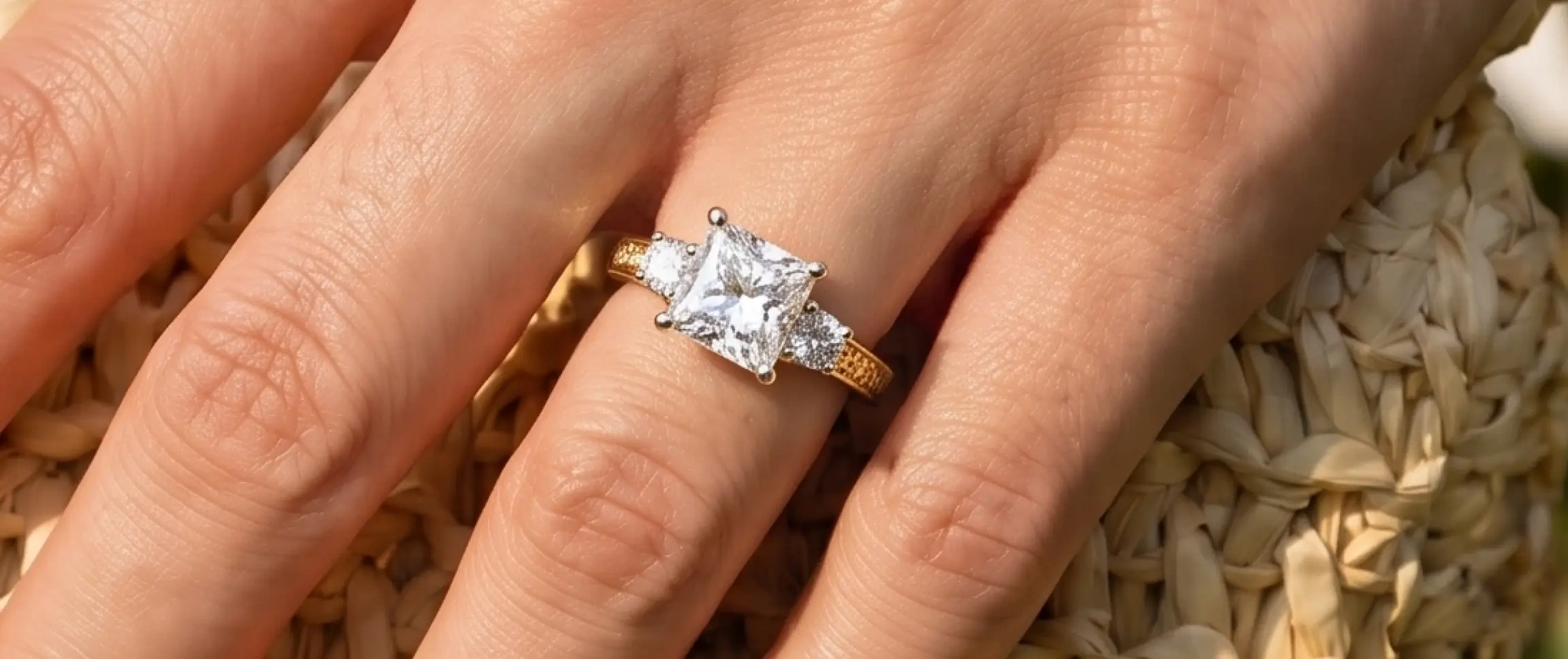 Valencia Three Stone Vintage Ring
